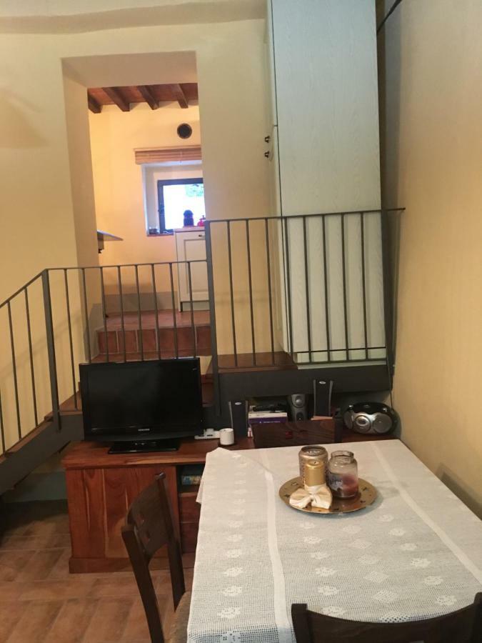 Loft De' Riccardi Leilighet Chianni Eksteriør bilde